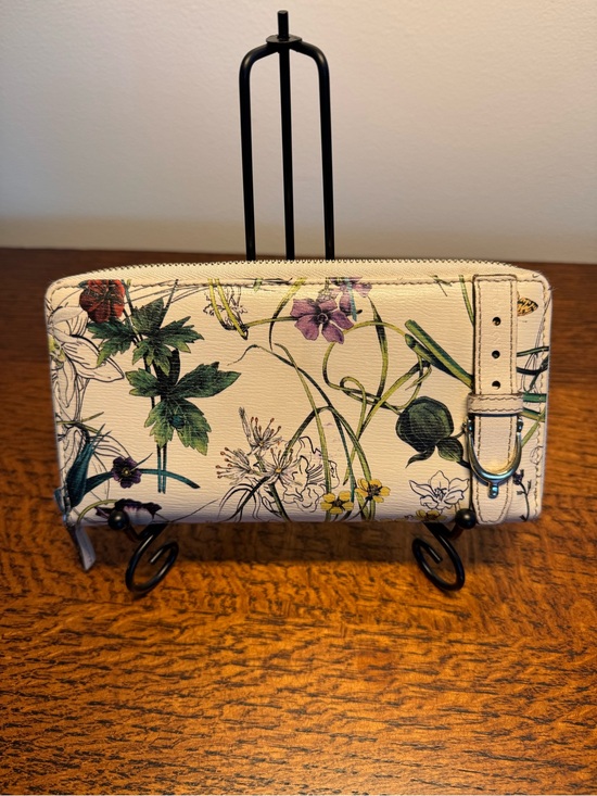 Gucci Handbags - Gucci Flora “Nice” Zip Around Long Wallet w/COA
